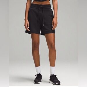 Lululemon Scuba Shorts 5” | Black | Women’s Size 10